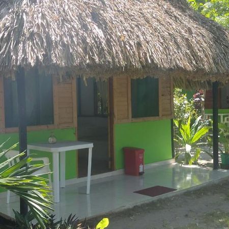 Eco Hostal Los Cocos Isla Grande  Exteriér fotografie