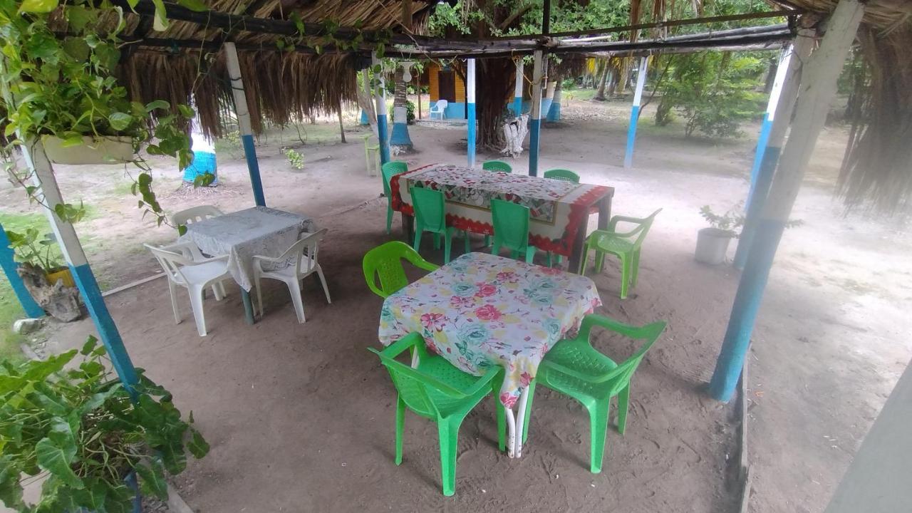 Eco Hostal Los Cocos Isla Grande  Exteriér fotografie